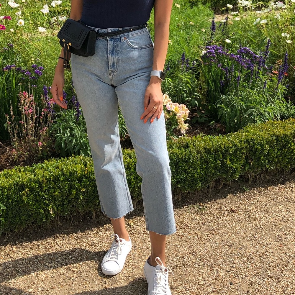 Women's Light Blue Jeans
